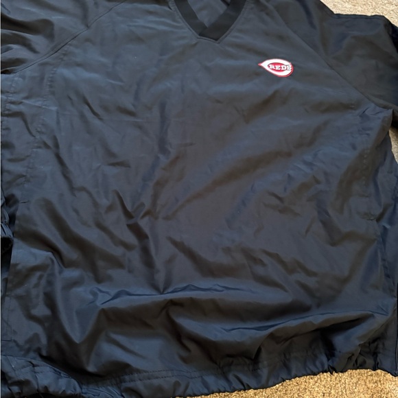 #303 Cincinnati Reds pullover windbreaker made by sport tech - Picture 8 of 13